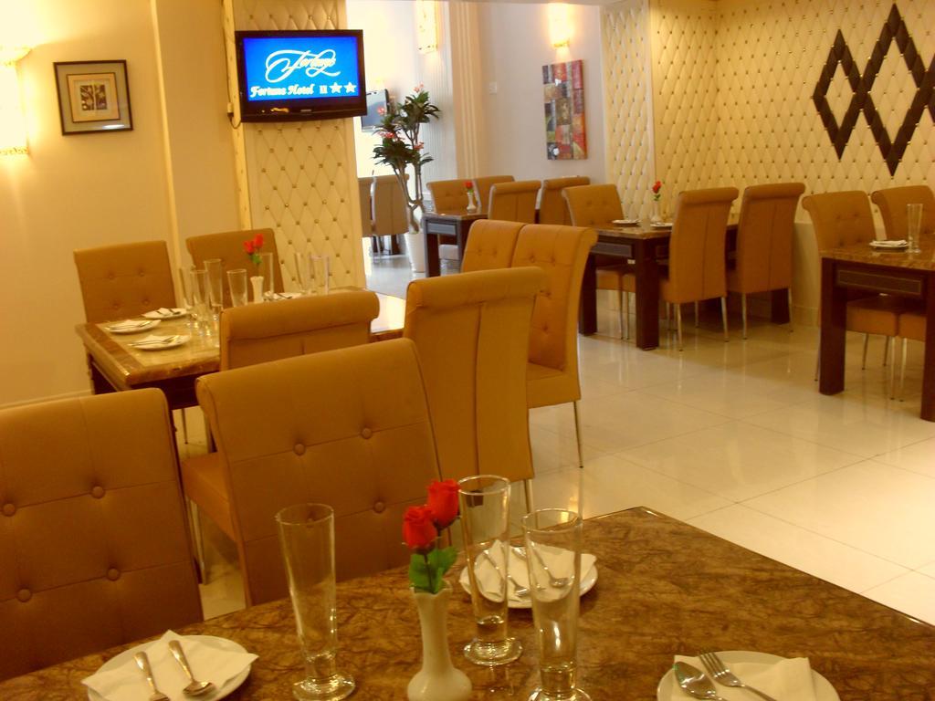Fortune 2 Tran Hung Dao Ho Chi Minh City Bagian luar foto